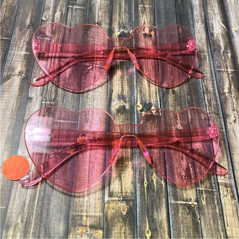 5for$10 Two Cute Transparent Baby Pink Novelty
Heart Glasses Best Friends - Picture 7 of 7